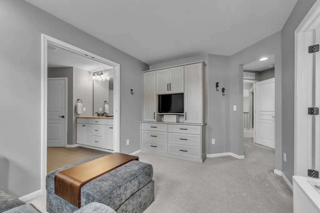 8377 Lindsey Lane Canton Charter Township MI 48187