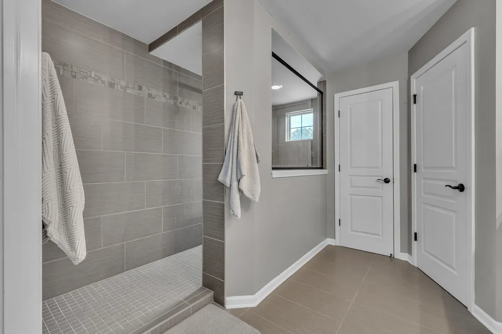 8377 Lindsey Lane Canton Charter Township MI 48187