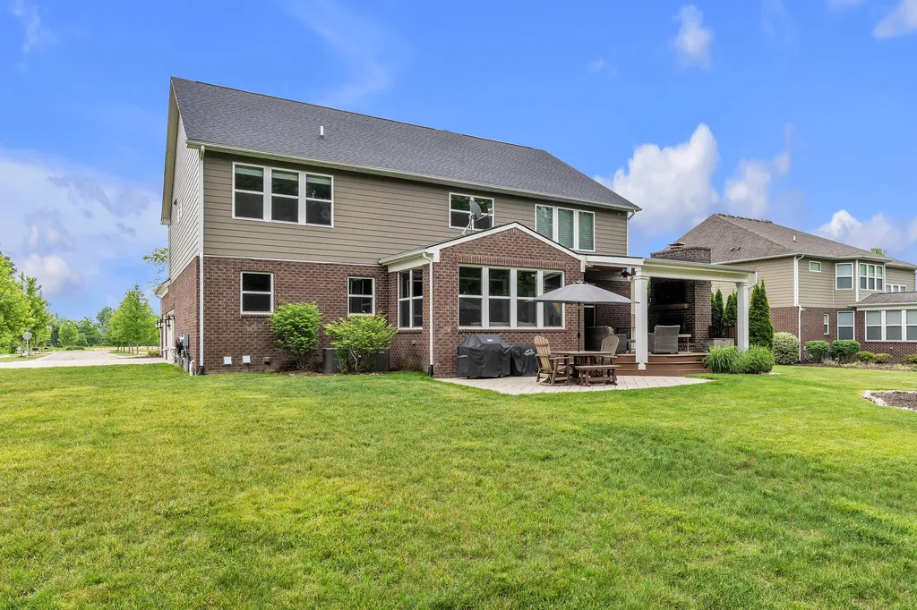 8377 Lindsey Lane Canton Charter Township MI 48187