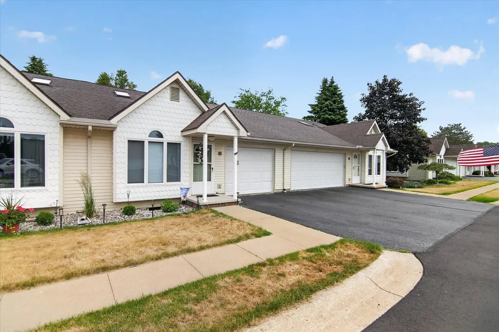 729 Clark Street Tecumseh City MI 49286