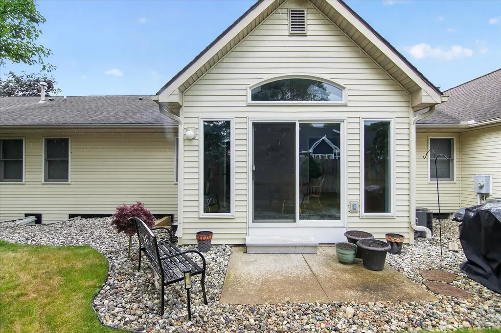 729 Clark Street Tecumseh City MI 49286