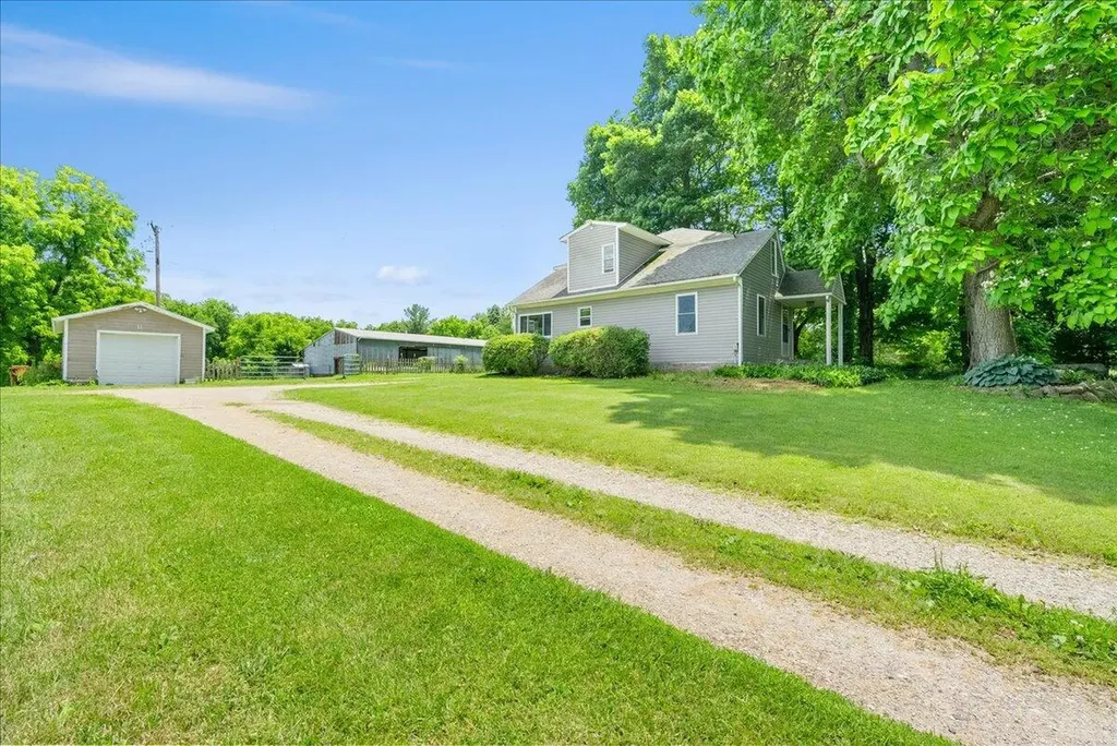 975 Elliott Road Iosco Township MI 48836