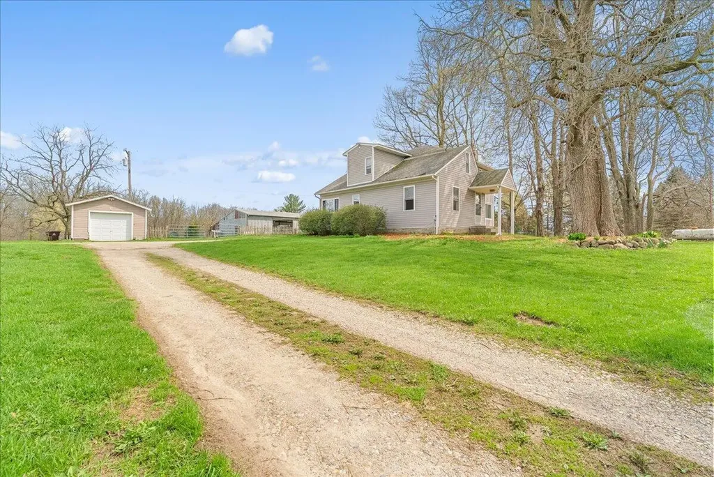975 Elliott Road Iosco Township MI 48836