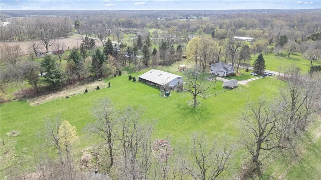 975 Elliott Road Iosco Township MI 48836