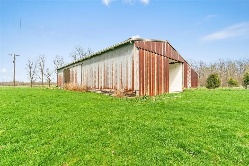 975 Elliott Road Iosco Township MI 48836