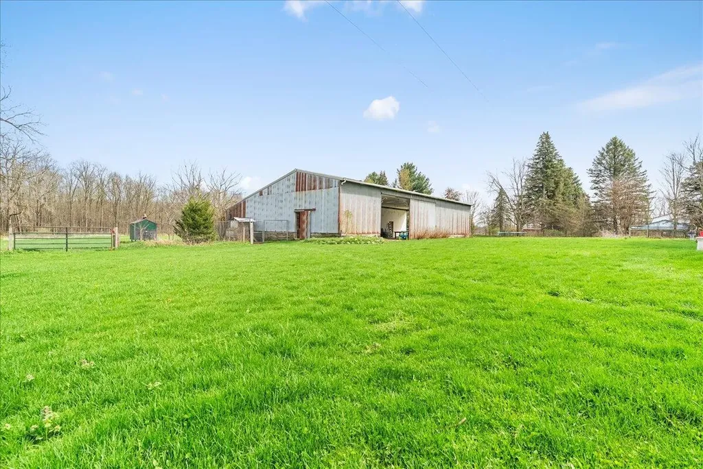 975 Elliott Road Iosco Township MI 48836
