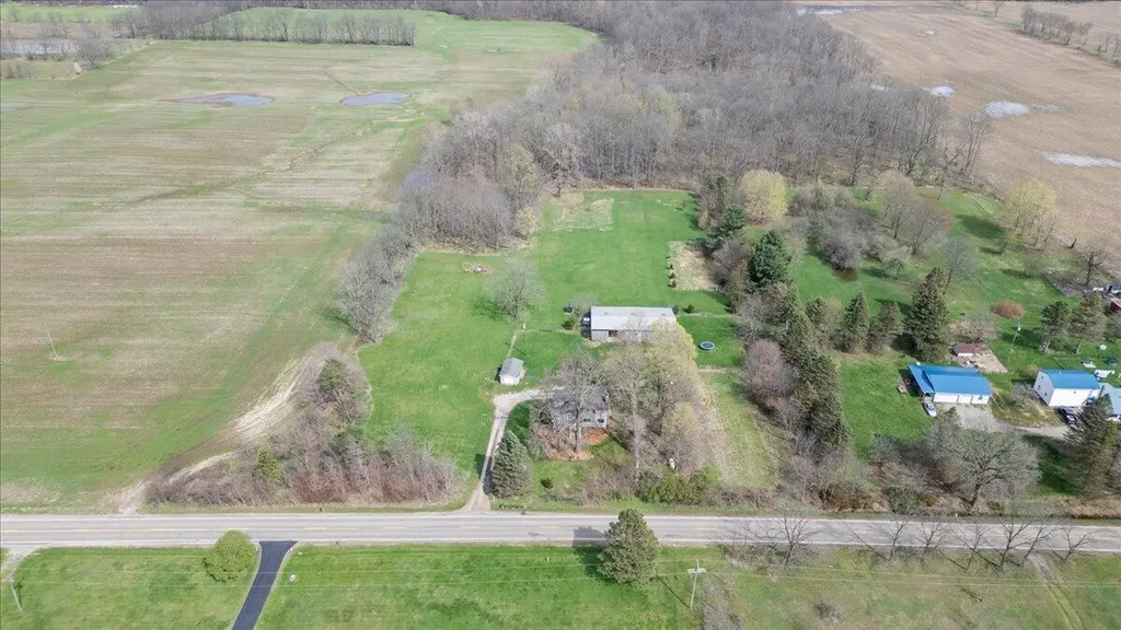 975 Elliott Road Iosco Township MI 48836