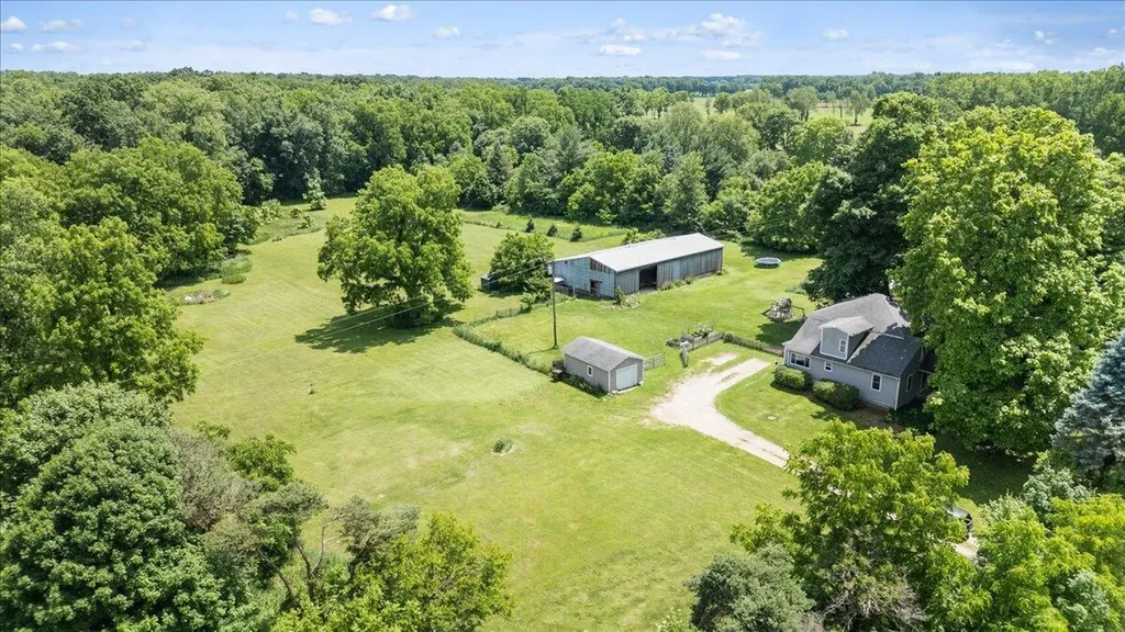 975 Elliott Road Iosco Township MI 48836