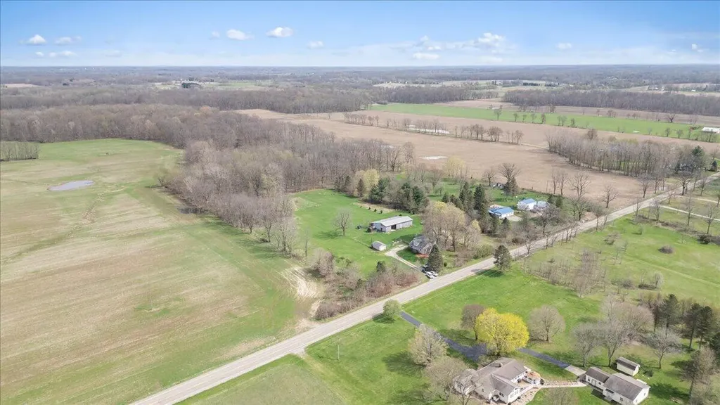 975 Elliott Road Iosco Township MI 48836