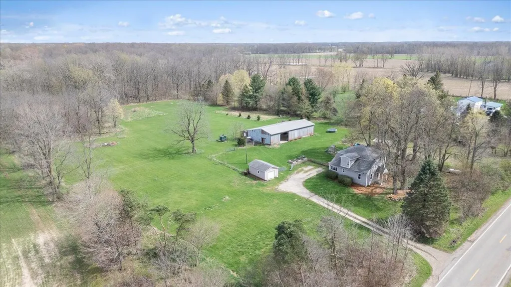 975 Elliott Road Iosco Township MI 48836