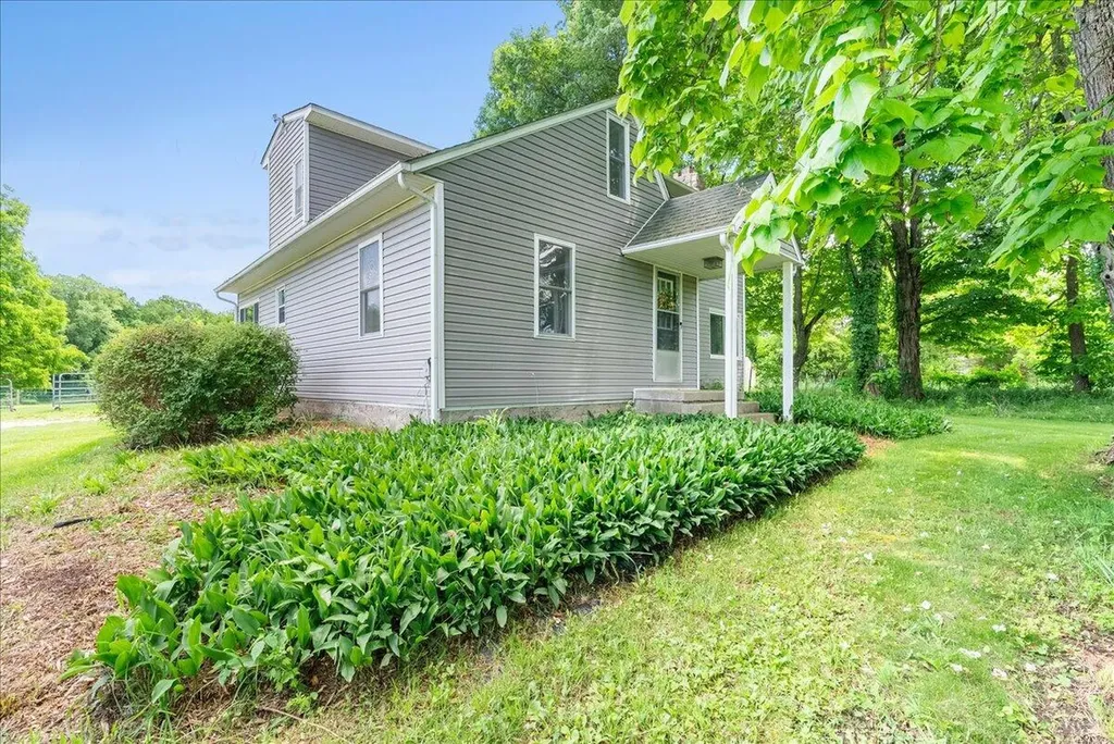 975 Elliott Road Iosco Township MI 48836