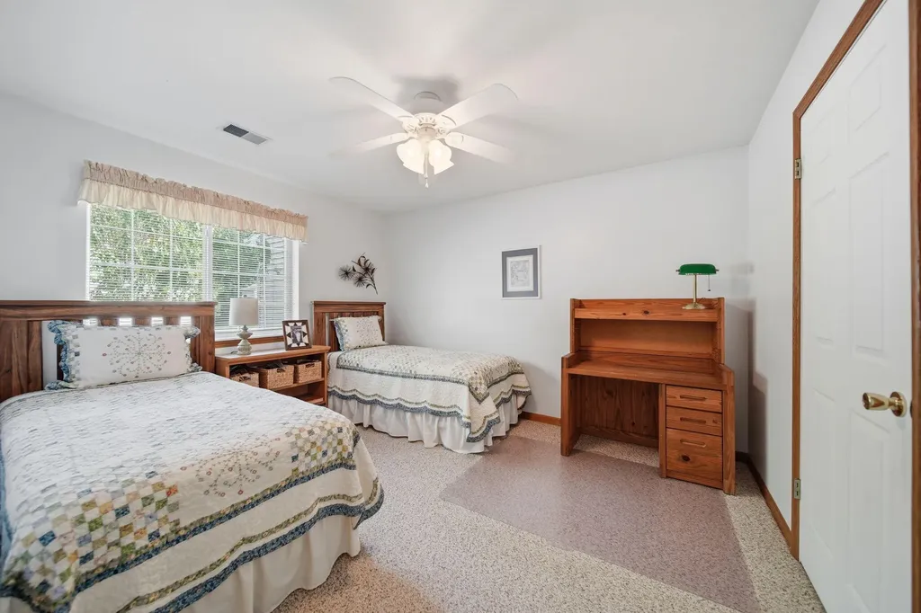 2503 Lakewood Drive Madison Charter Township MI 49221