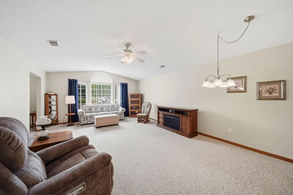 2503 Lakewood Drive Madison Charter Township MI 49221