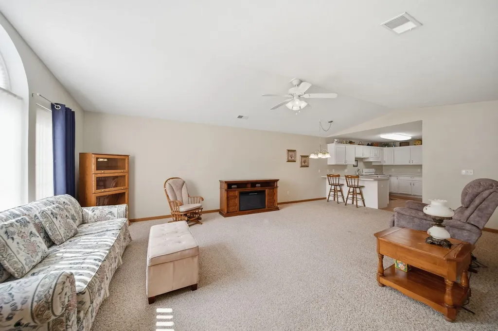 2503 Lakewood Drive Madison Charter Township MI 49221