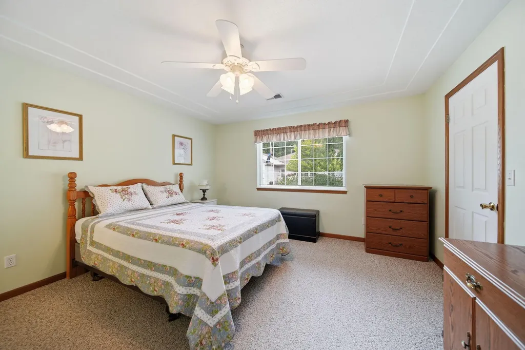 2503 Lakewood Drive Madison Charter Township MI 49221