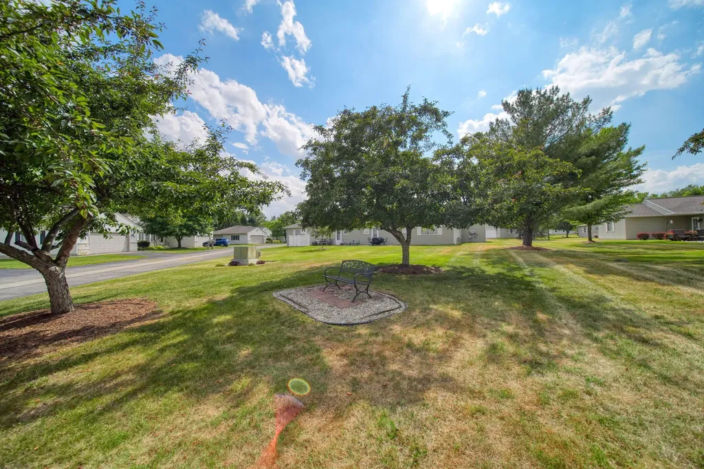 2503 Lakewood Drive Madison Charter Township MI 49221