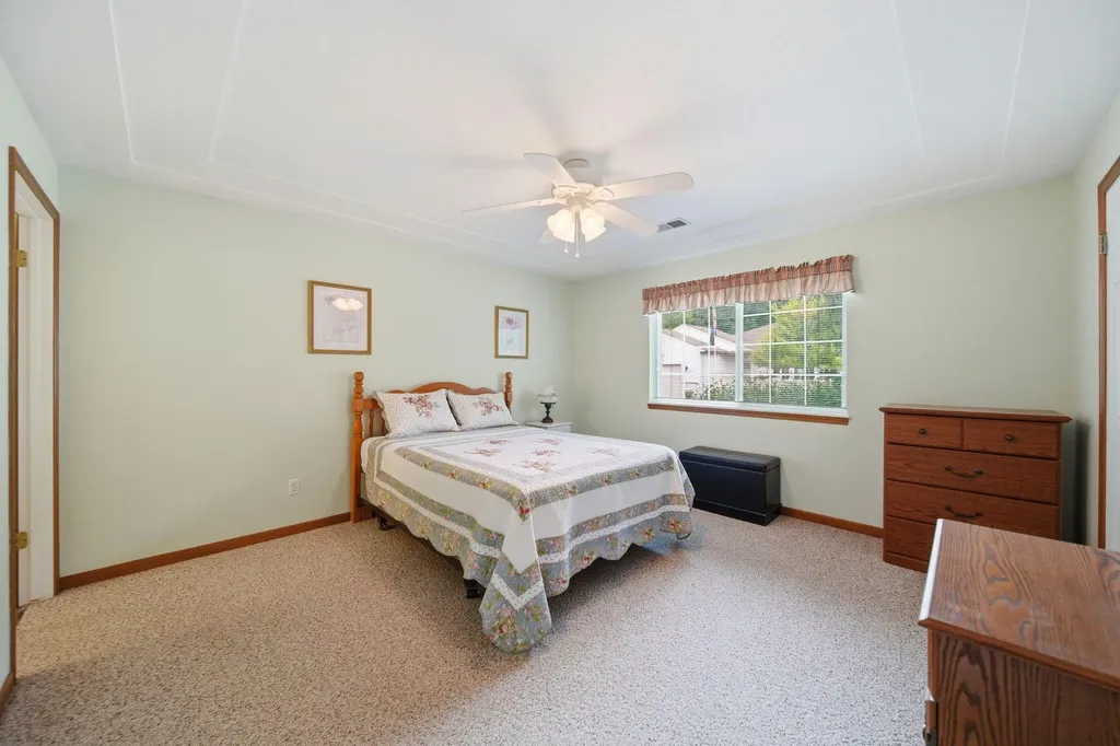 2503 Lakewood Drive Madison Charter Township MI 49221