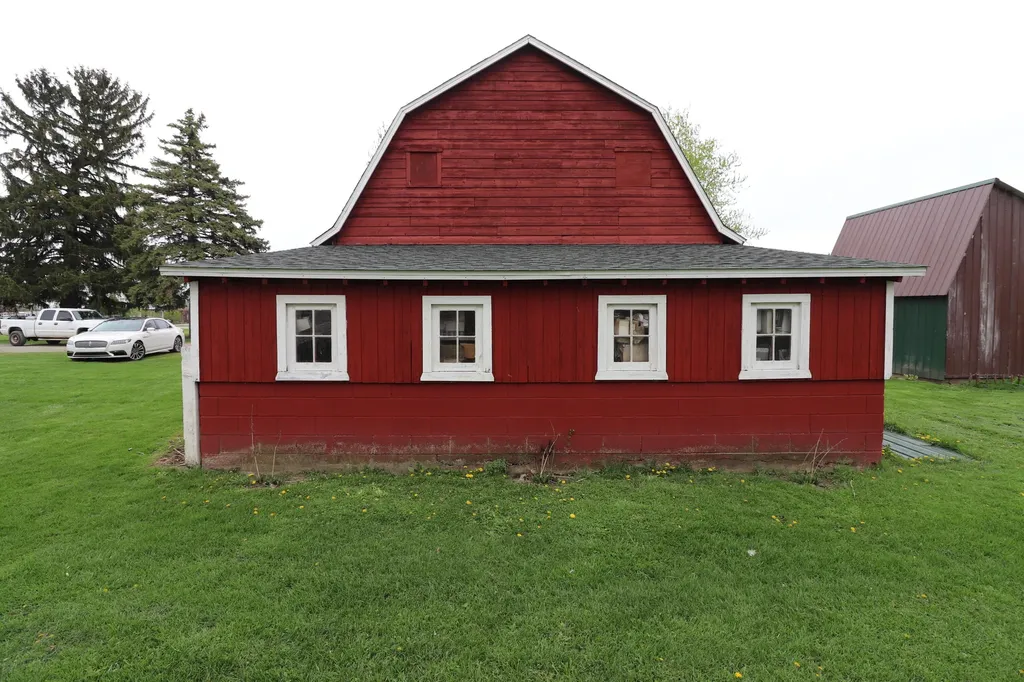 2595 Yargerville Road Unknown City MI 48145