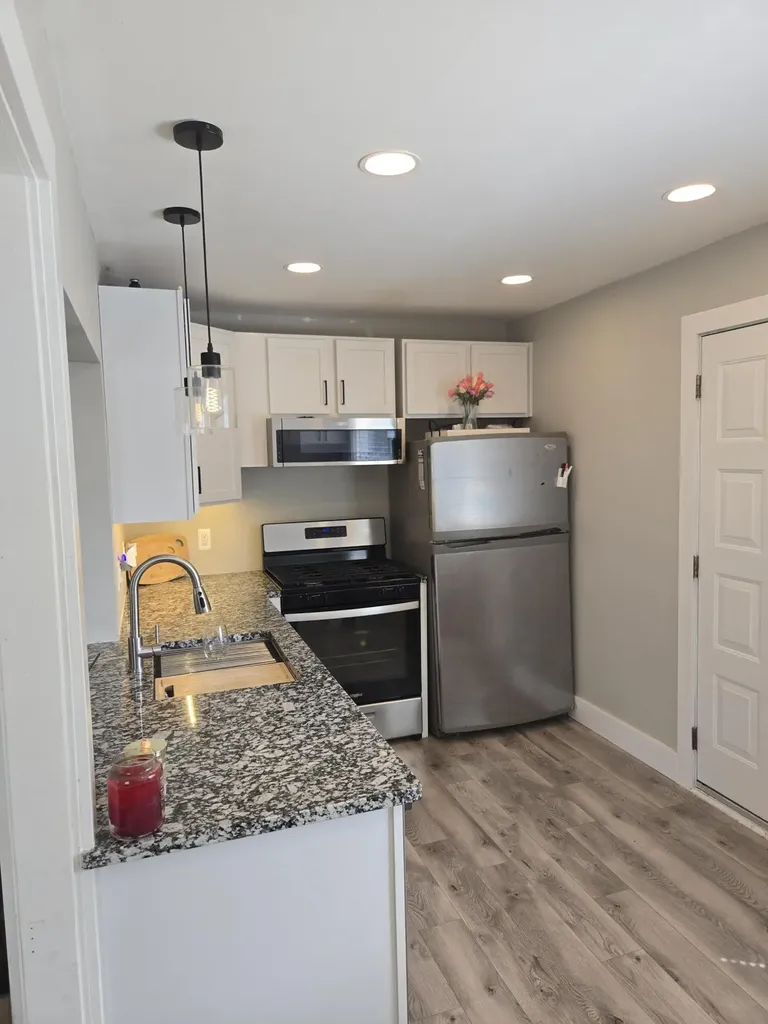 4014 Linwood Avenue Royal Oak City MI 48073
