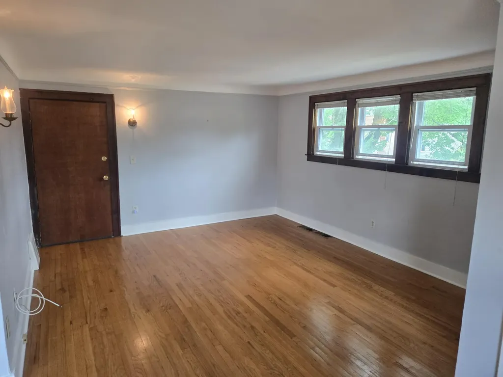 928 Maplegrove Avenue Royal Oak City MI 48067