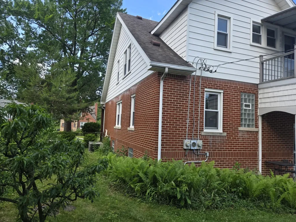 928 Maplegrove Avenue Royal Oak City MI 48067