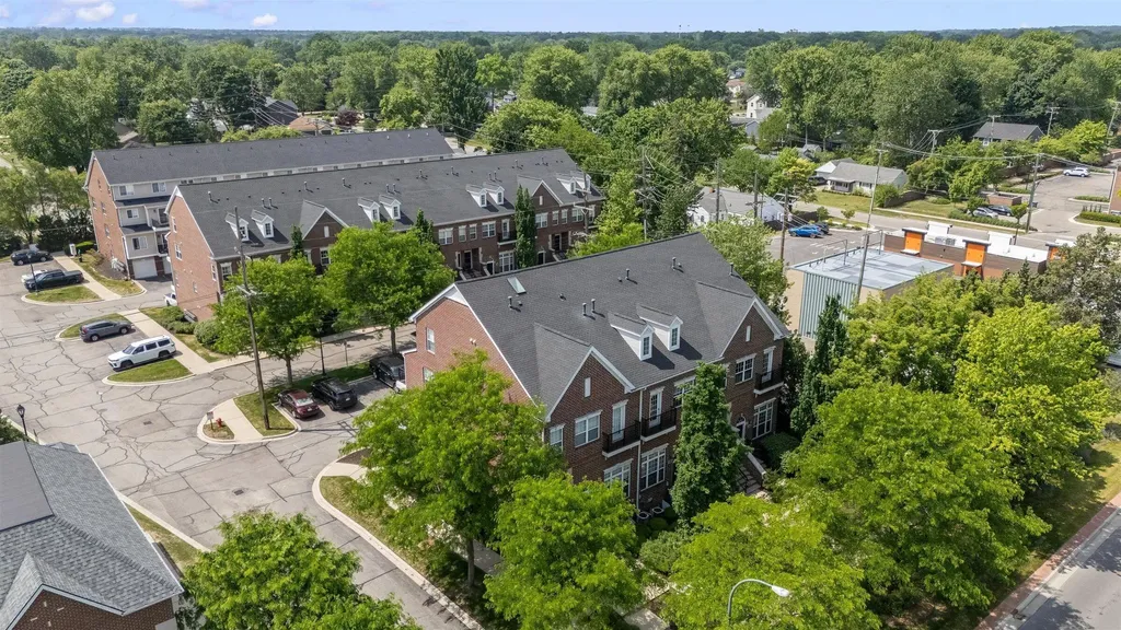 1097 Ann Arbor Road W Plymouth City MI 48170