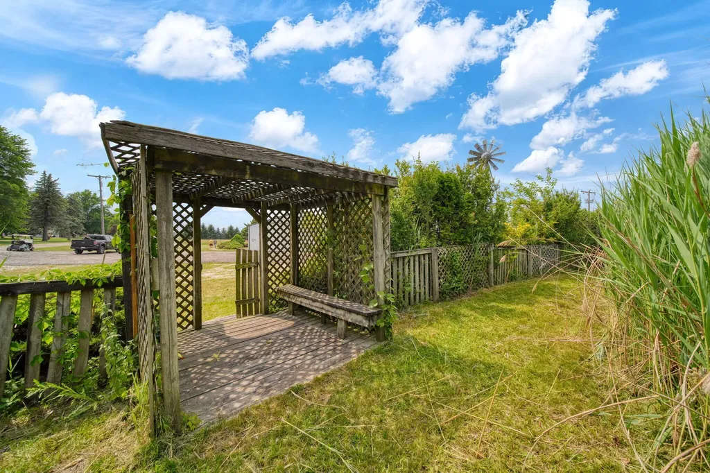 5550 E Carleton Road Palmyra Township MI 49268