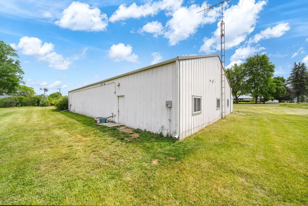 5550 E Carleton Road Palmyra Township MI 49268