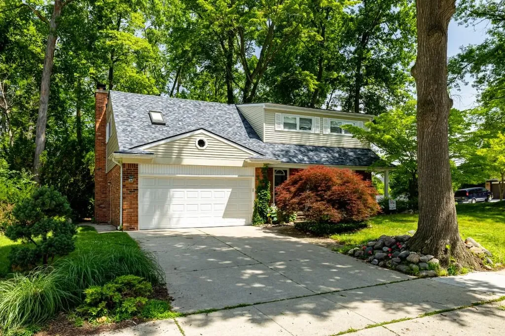 3665 Frederick Drive Ann Arbor City MI 48105