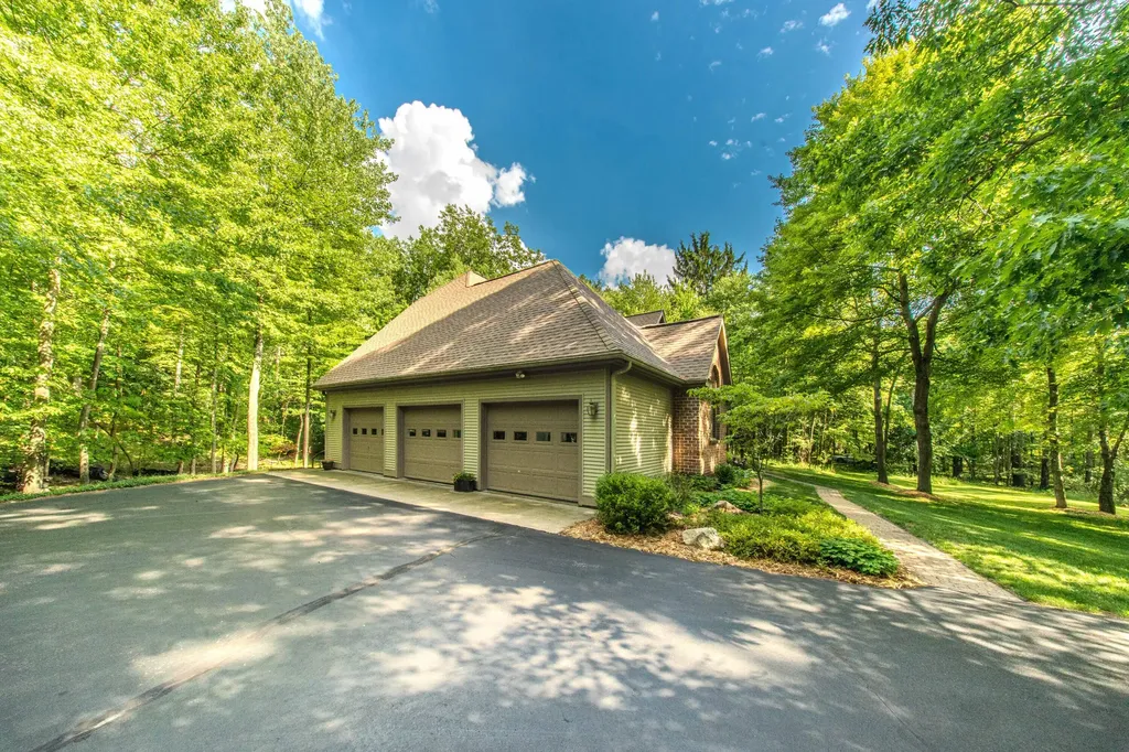 1935 Pierce Road Chelsea City MI 48118