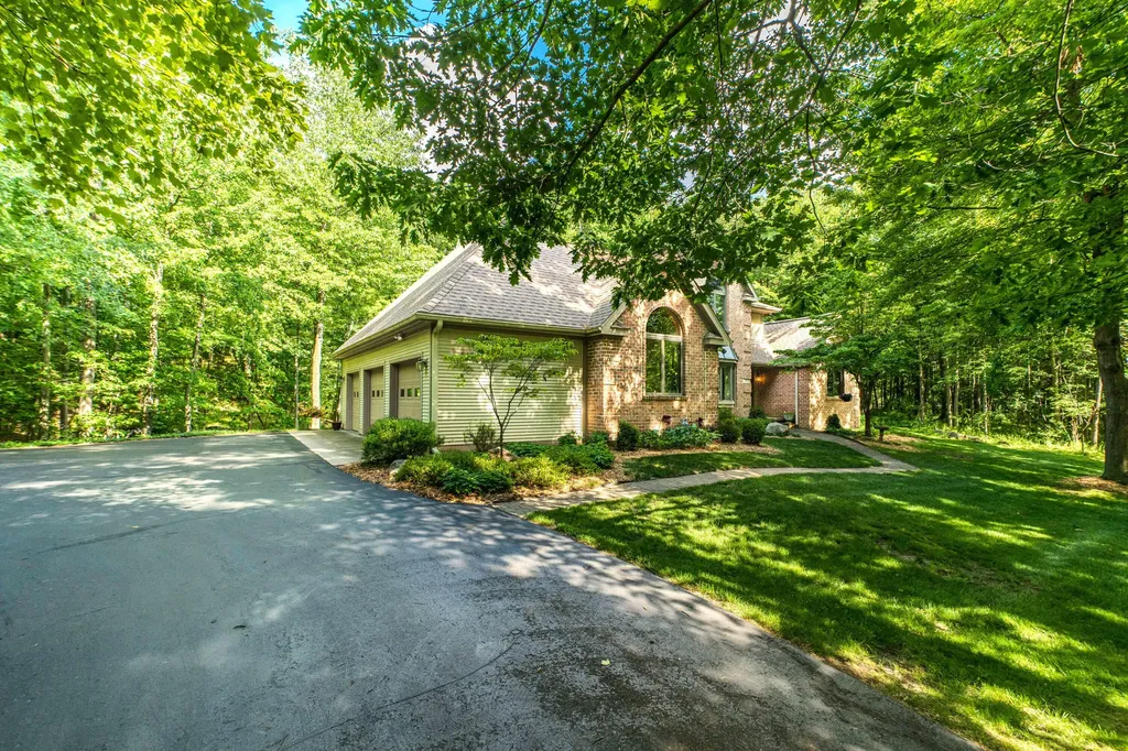 1935 Pierce Road Chelsea City MI 48118