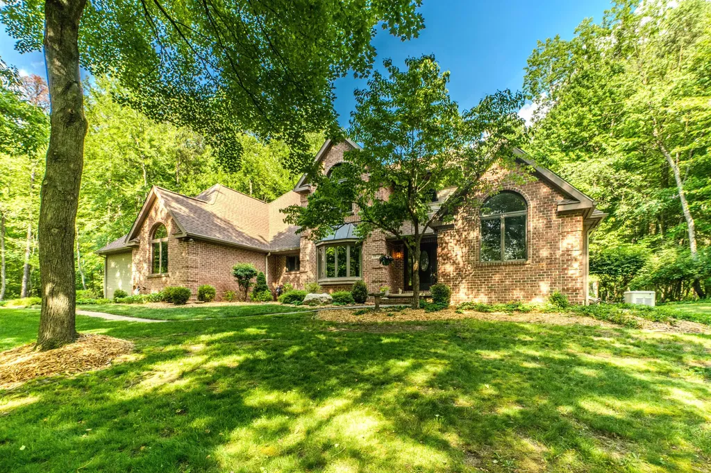 1935 Pierce Road Chelsea City MI 48118
