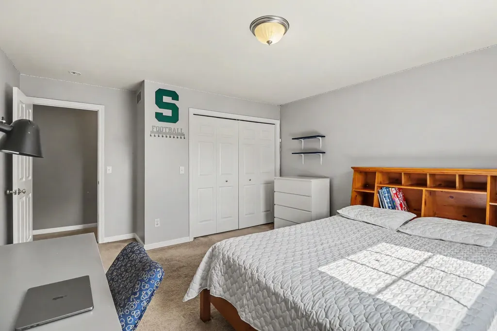 1044 Bicentennial Parkway Pittsfield Charter Township MI 48108