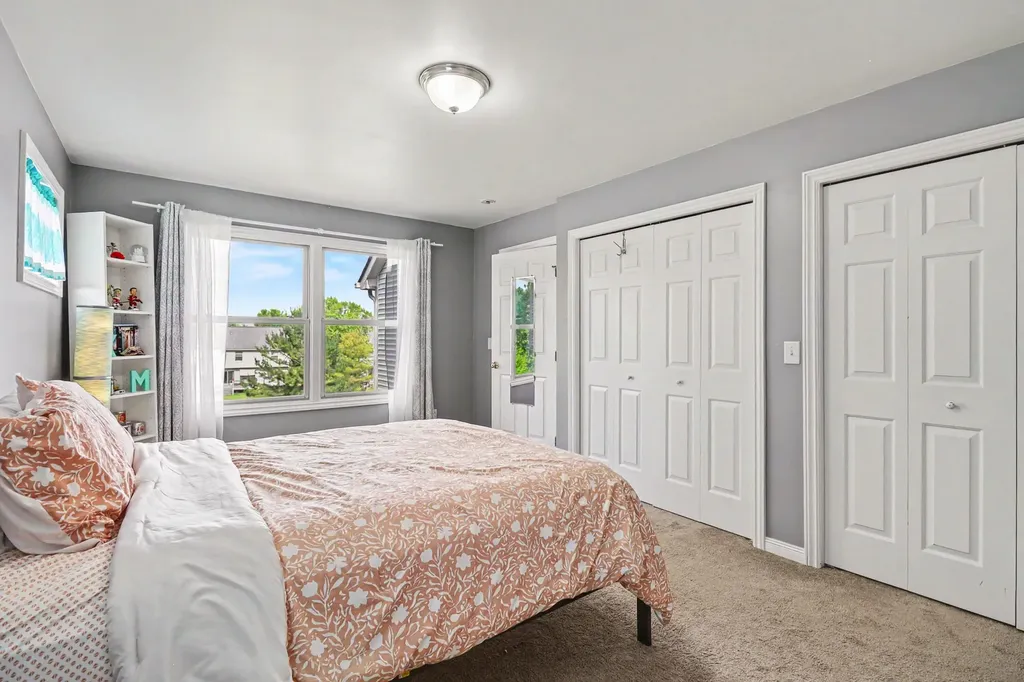 1044 Bicentennial Parkway Pittsfield Charter Township MI 48108
