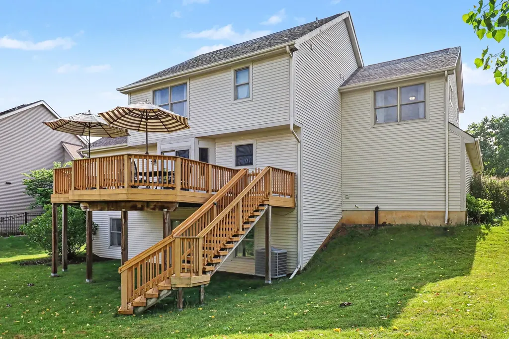 1044 Bicentennial Parkway Pittsfield Charter Township MI 48108