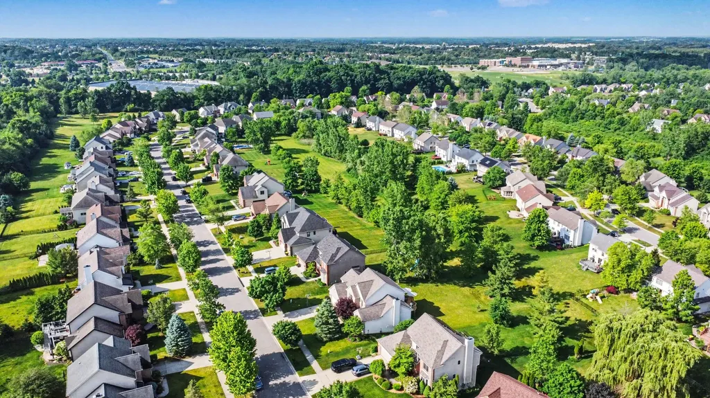 1044 Bicentennial Parkway Pittsfield Charter Township MI 48108