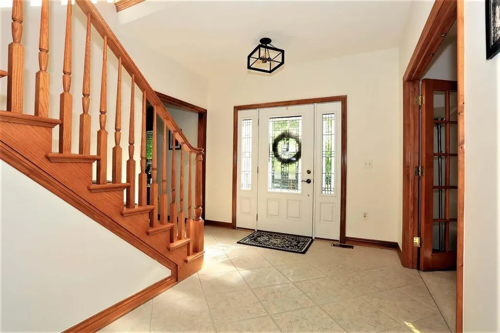 4703 Sawgrass Drive W Pittsfield Charter Township MI 48108