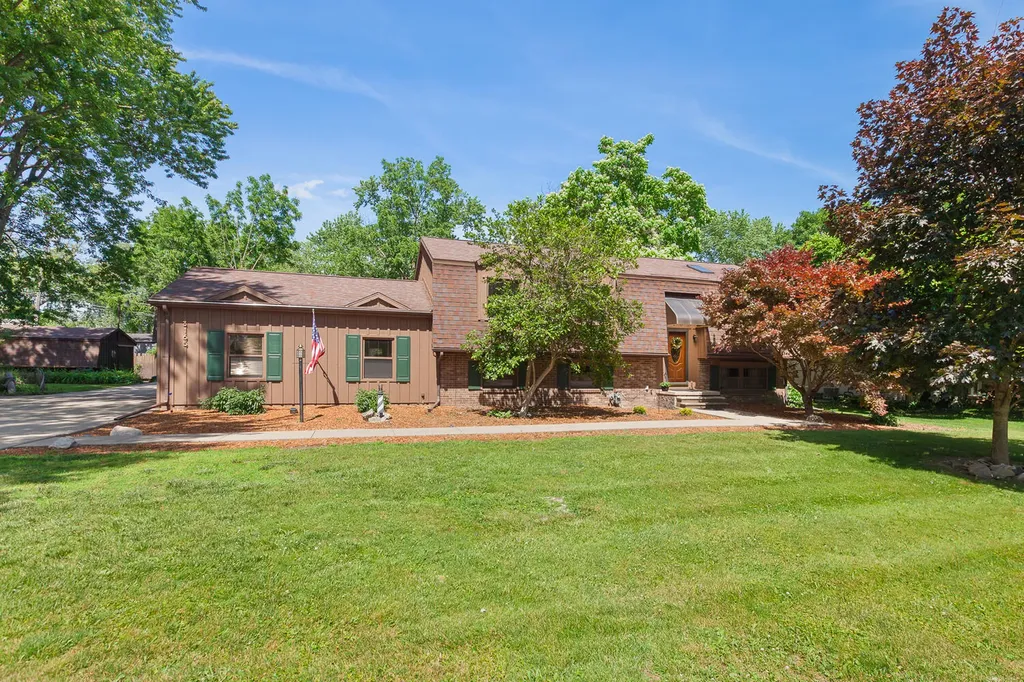 3165 N Grove Drive Frenchtown Township MI 48162