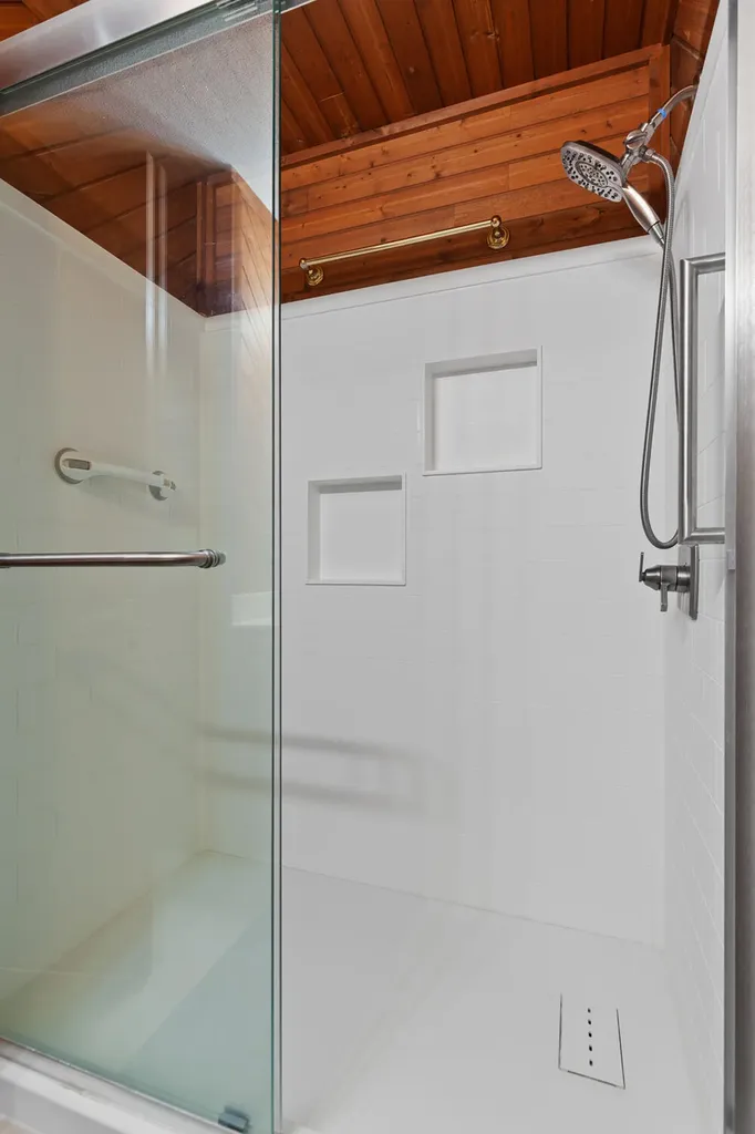 3165 N Grove Drive Frenchtown Township MI 48162