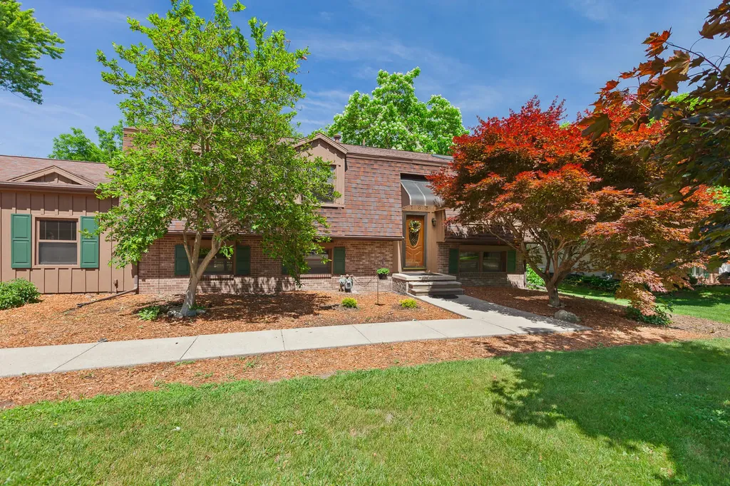 3165 N Grove Drive Frenchtown Township MI 48162