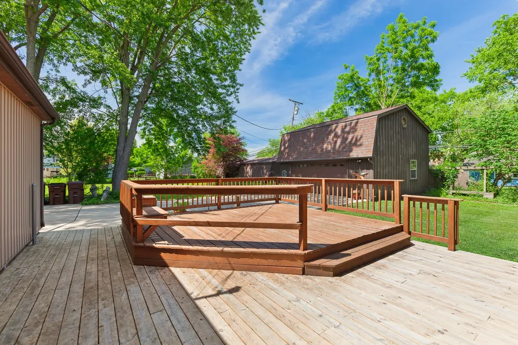 3165 N Grove Drive Frenchtown Township MI 48162