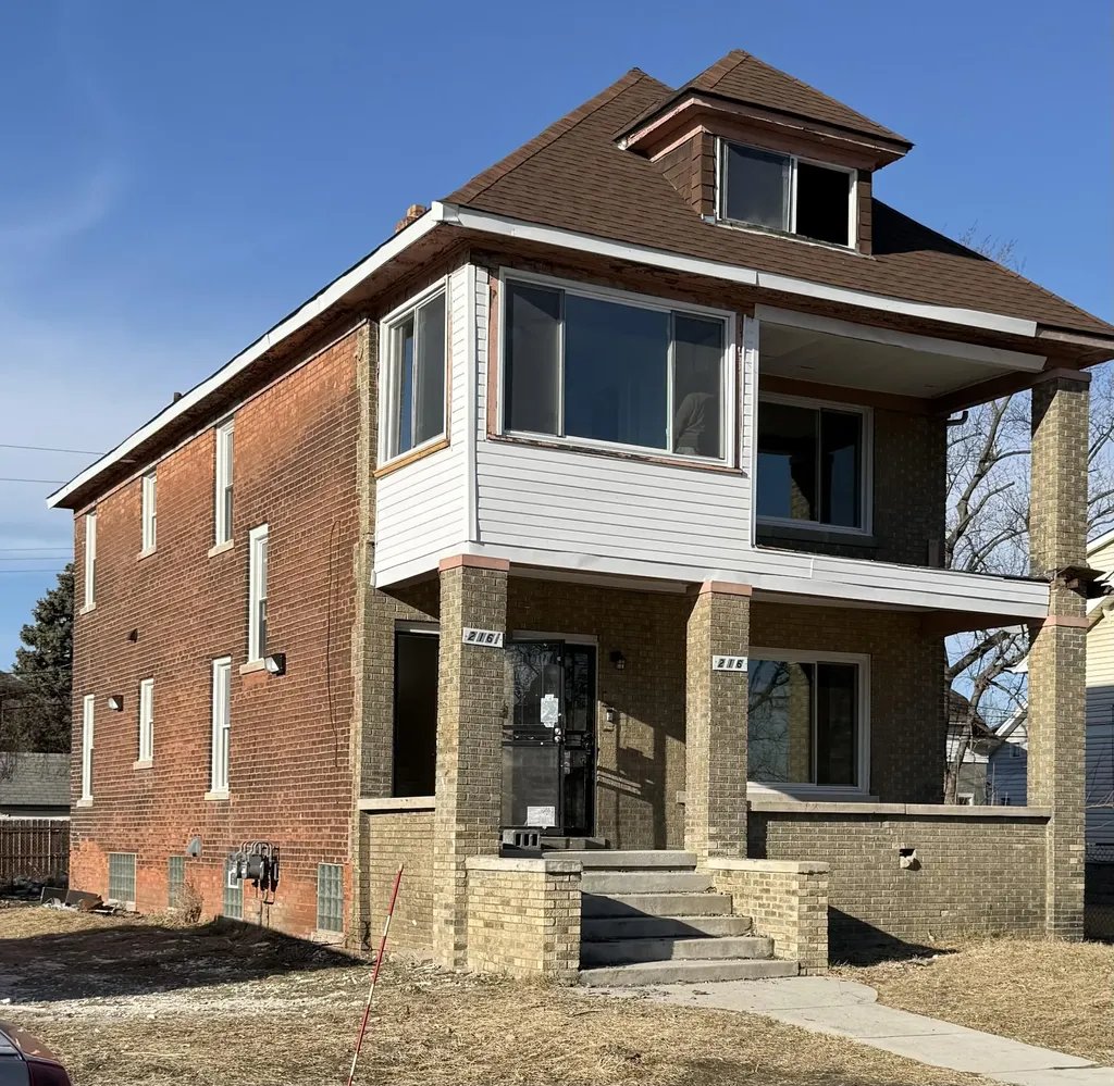 216 Pilgrim Street Highland Park City MI 48203