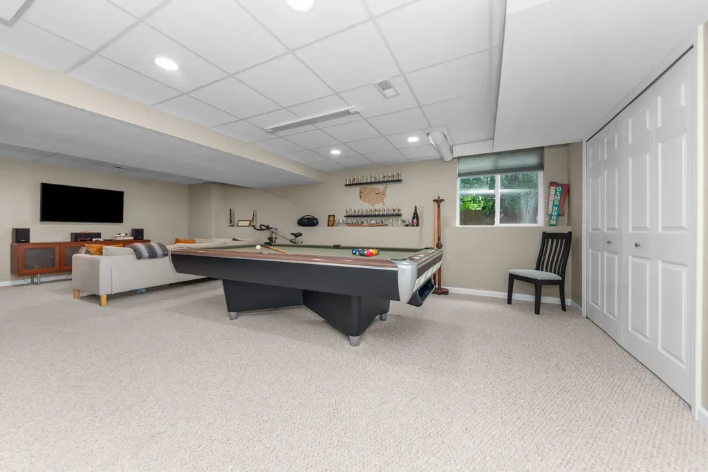 1692 Enclave Lane Ann Arbor City MI 48103