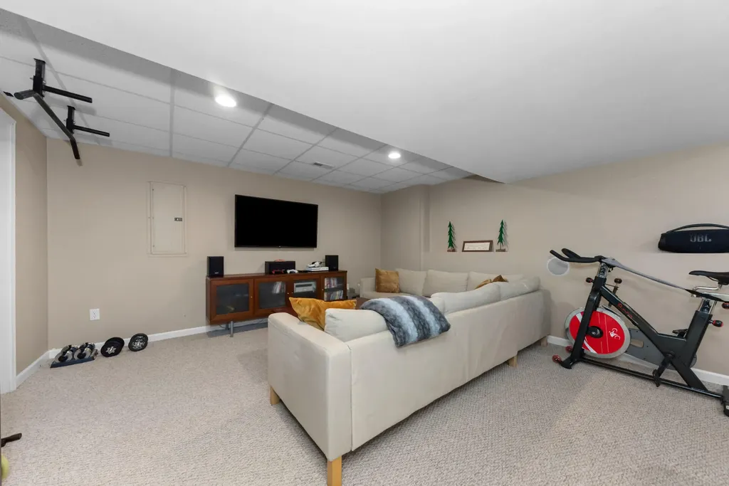1692 Enclave Lane Ann Arbor City MI 48103