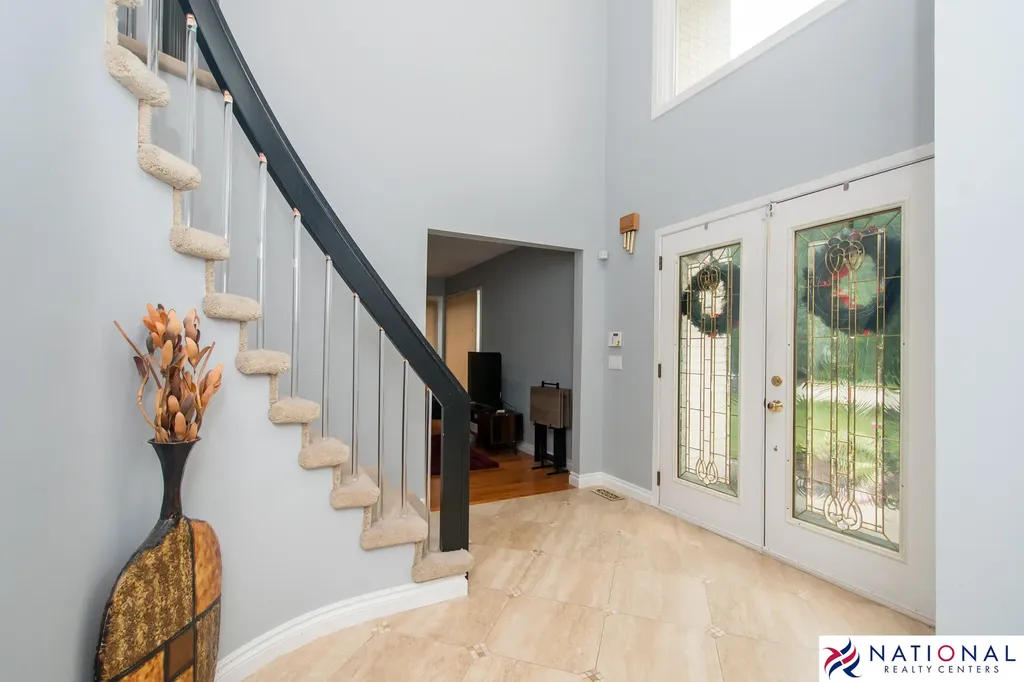37709 Glengrove Drive Farmington Hills City MI 48331