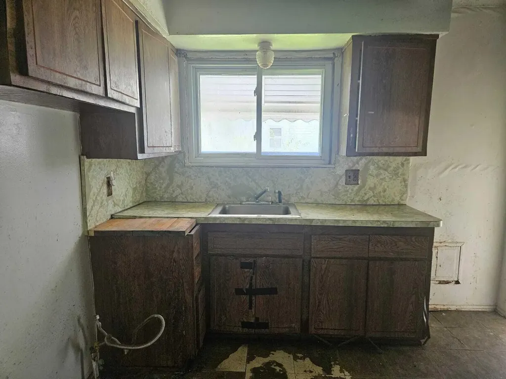 3948 Minnesota Street Detroit City MI 48212