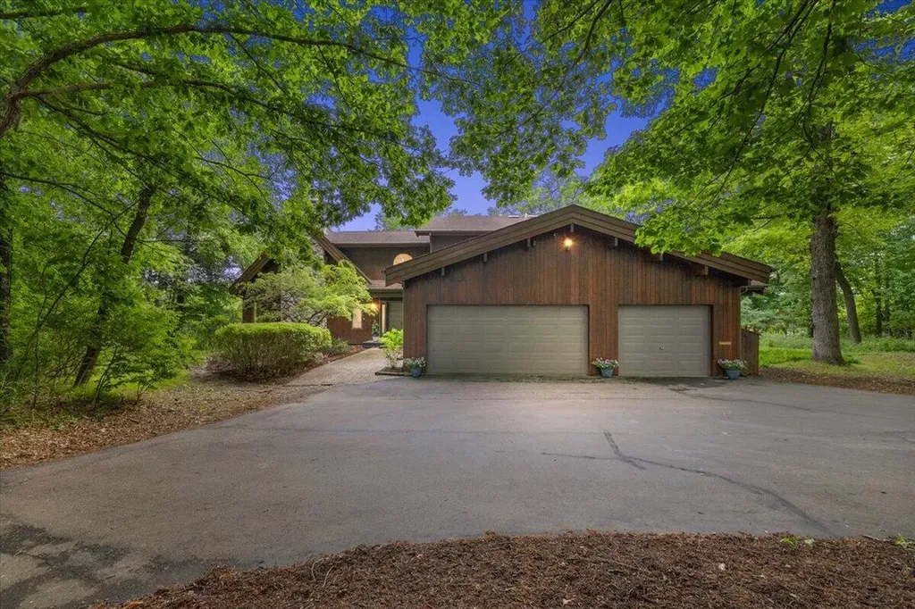 1111 W Clark Road Ypsilanti City MI 48198