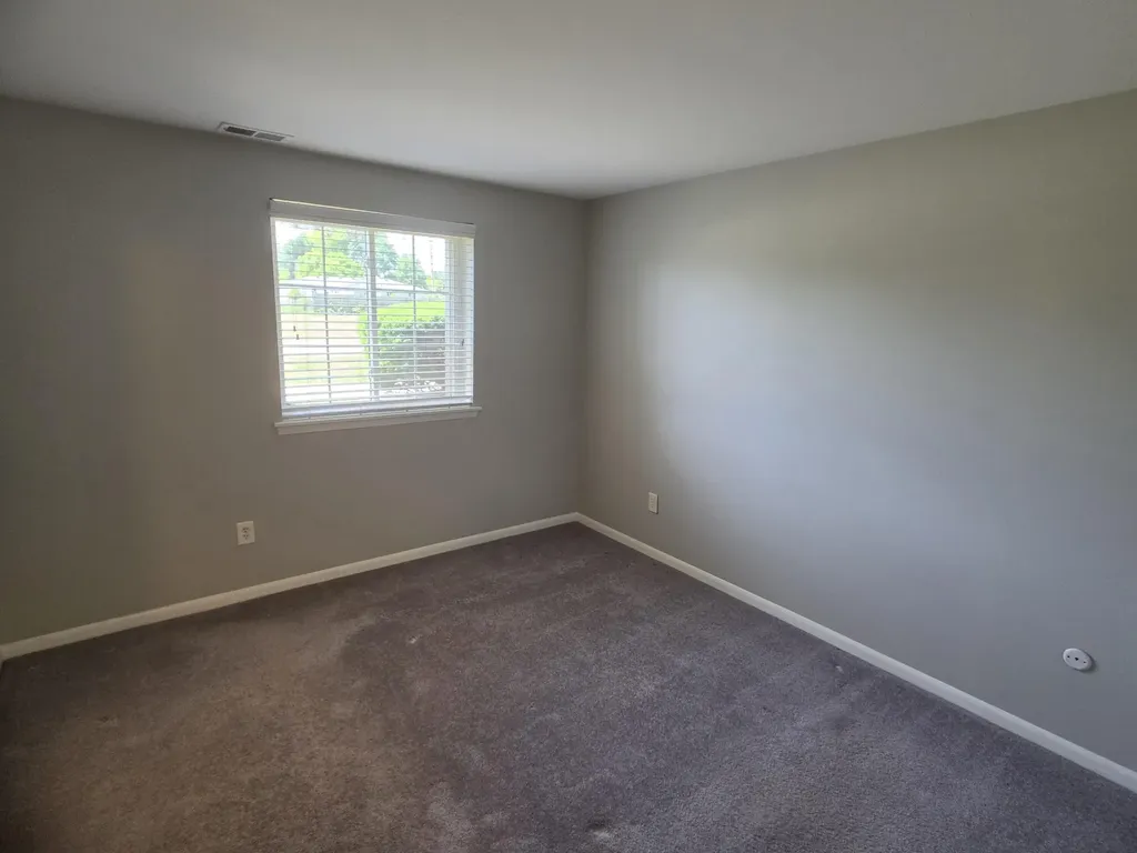 45290 Keding Street Utica City MI 48317