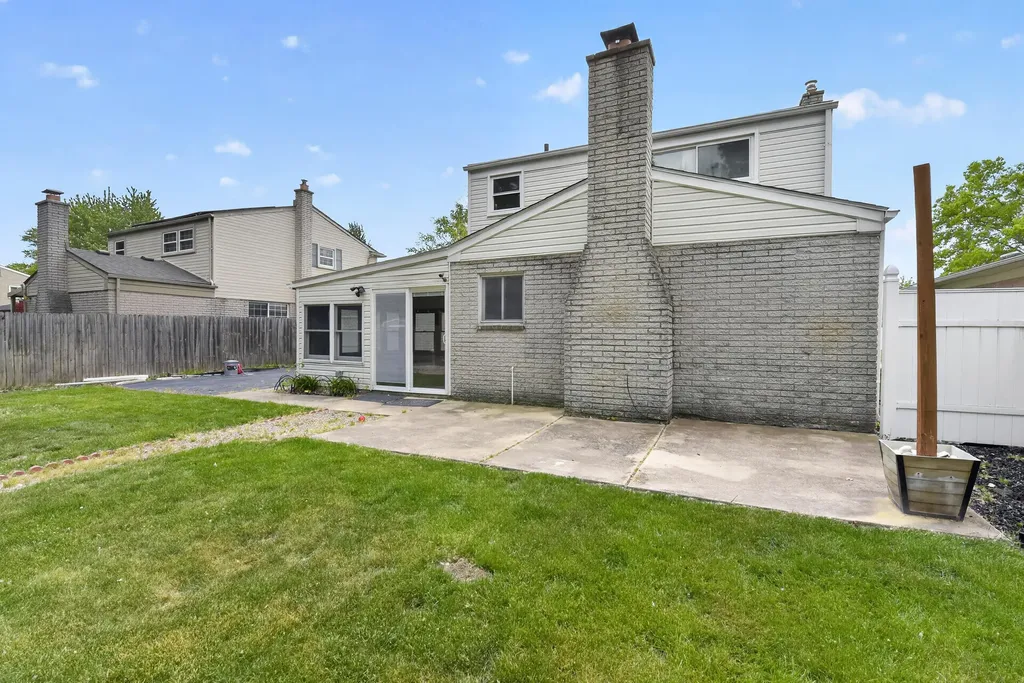 25186 Anna Street Taylor City MI 48180