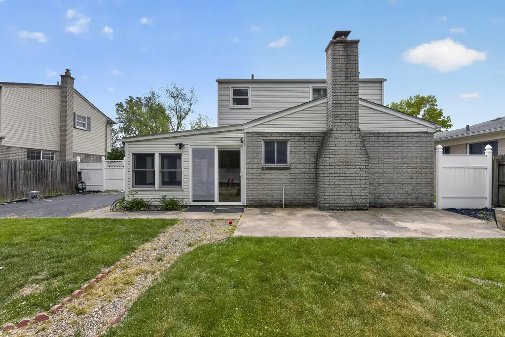 25186 Anna Street Taylor City MI 48180